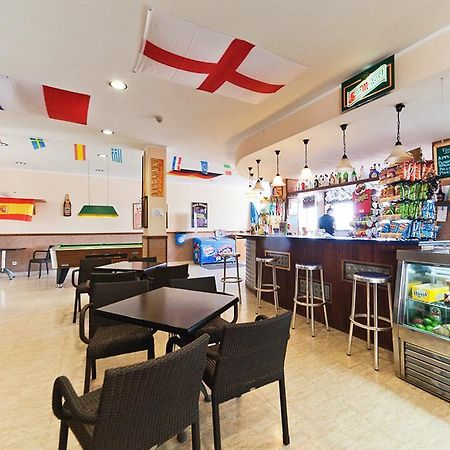 Apartamentos Blue Star (Adults Only) Sant Antoni de Portmany Екстериор снимка