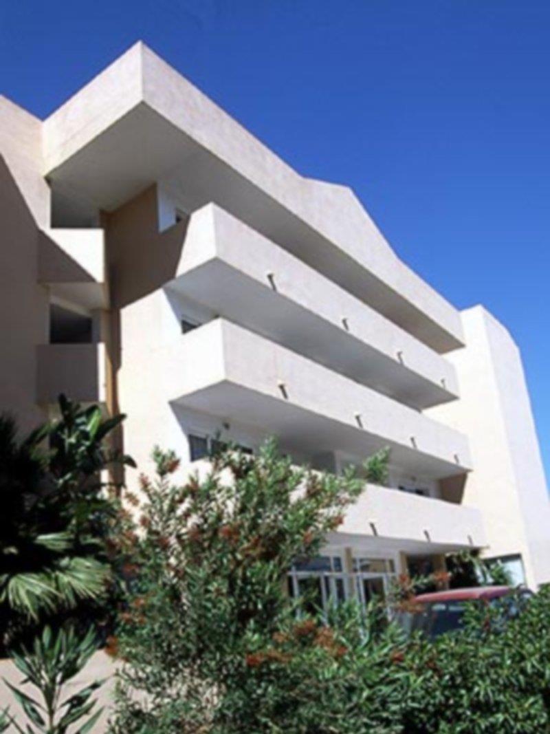 Apartamentos Blue Star (Adults Only) Sant Antoni de Portmany Екстериор снимка