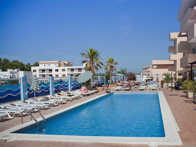 Apartamentos Blue Star (Adults Only) Sant Antoni de Portmany Екстериор снимка