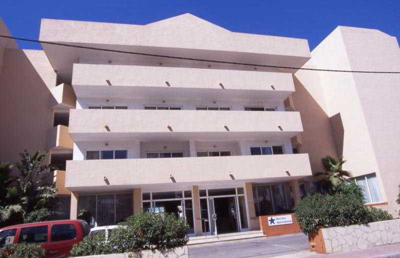 Apartamentos Blue Star (Adults Only) Sant Antoni de Portmany Екстериор снимка