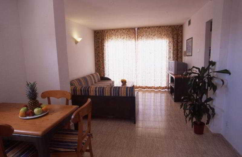 Apartamentos Blue Star (Adults Only) Sant Antoni de Portmany Екстериор снимка