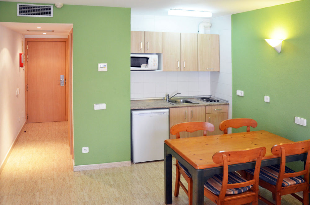 Apartamentos Blue Star (Adults Only) Sant Antoni de Portmany Екстериор снимка
